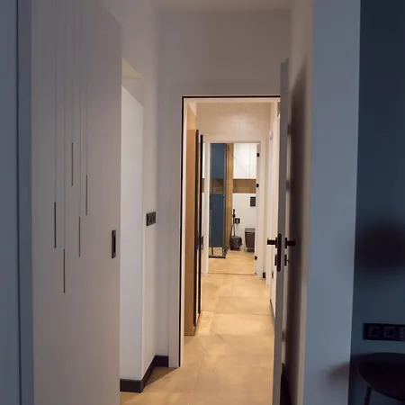 Blue Iris, 2br, Workspace, Jacuzzi And Stunning Views Apartment