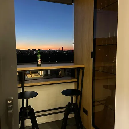 Blue Iris, 2br, Workspace, Jacuzzi And Stunning Views Apartment Sofia
