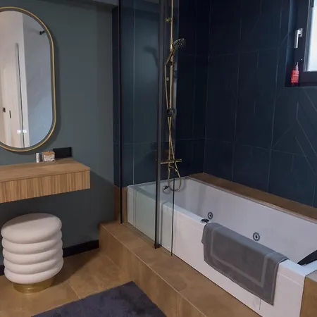 Apartment Blue Iris, 2br, Workspace, Jacuzzi And Stunning Views *
