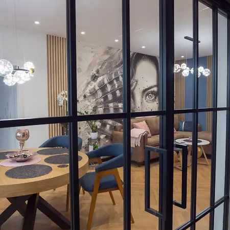 Blue Iris, 2br, Workspace, Jacuzzi And Stunning Views Sofia