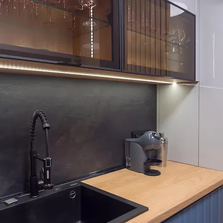 Apartment Blue Iris, 2br, Workspace, Jacuzzi And Stunning Views Sofia